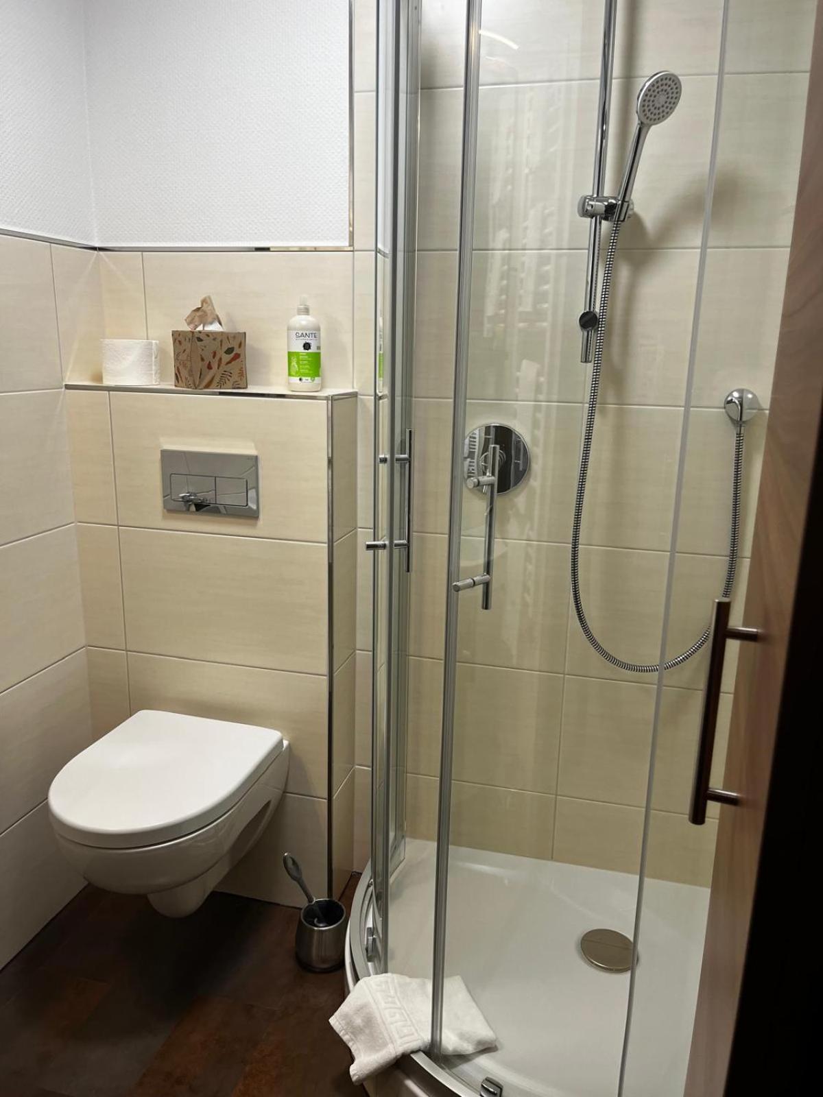 Henblas Hotel Neuenrade Екстериор снимка